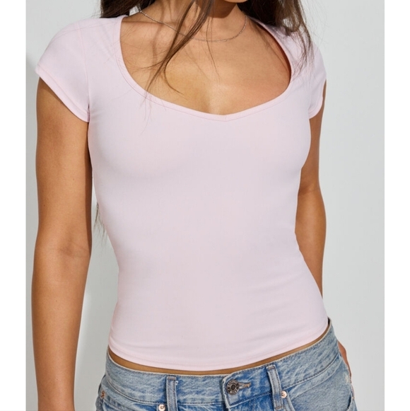 Garage Sleek Sweetheart Tee Size Large Light Pink Fitted Cropped T-shirt NWT - Picture 4 of 13